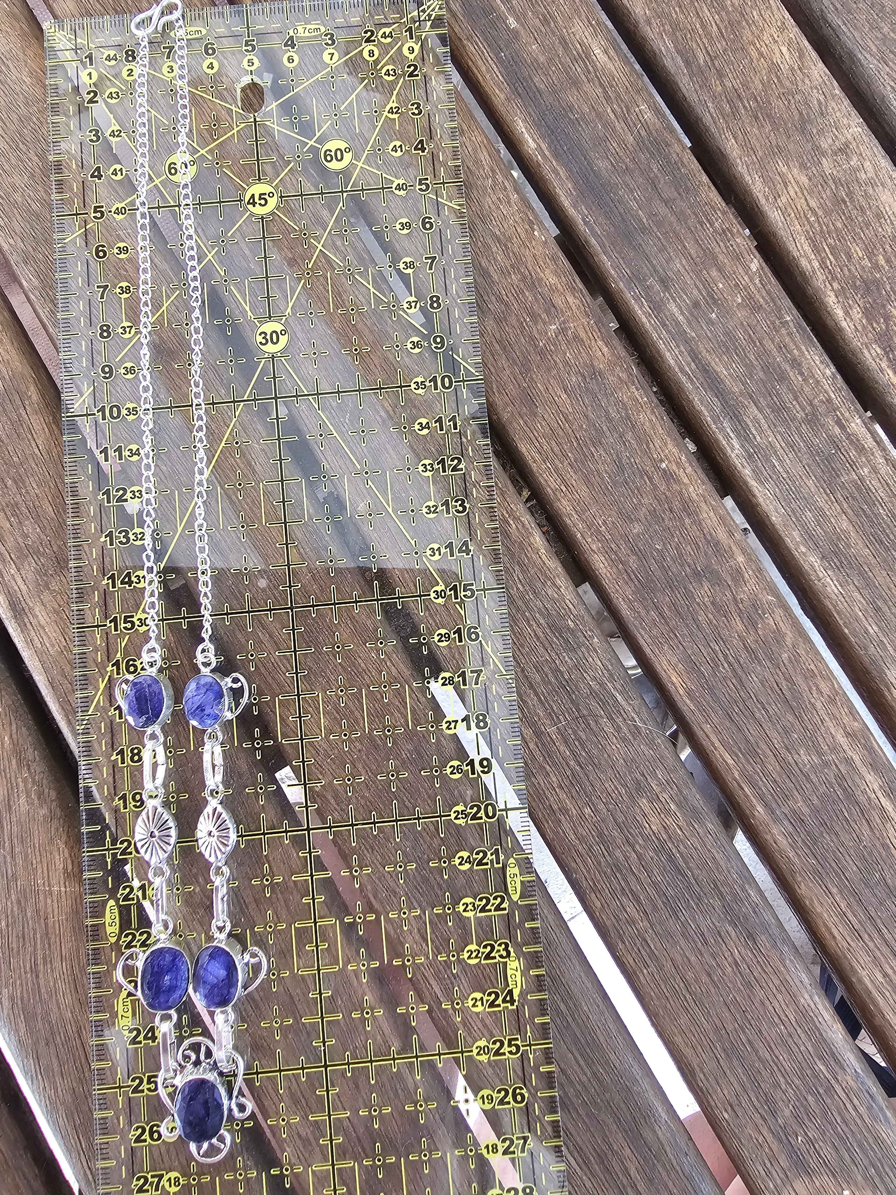 Romántico collar lavalier