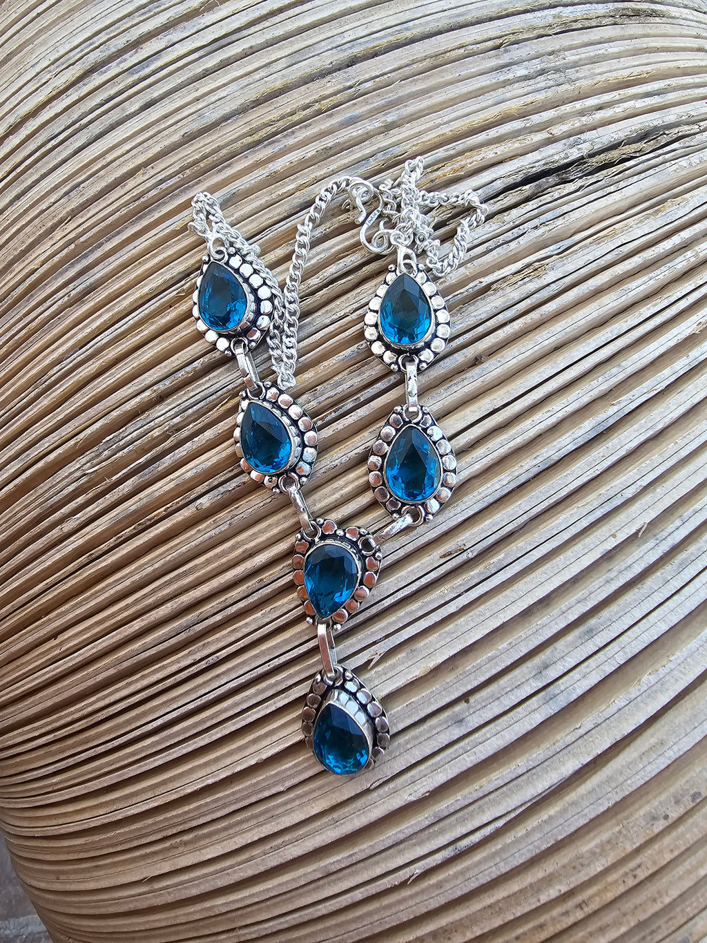 Lindo collar turquesa para cualquier ocasión