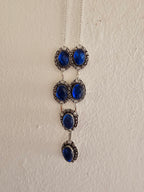 Lindo collar azul para cualquier ocasión