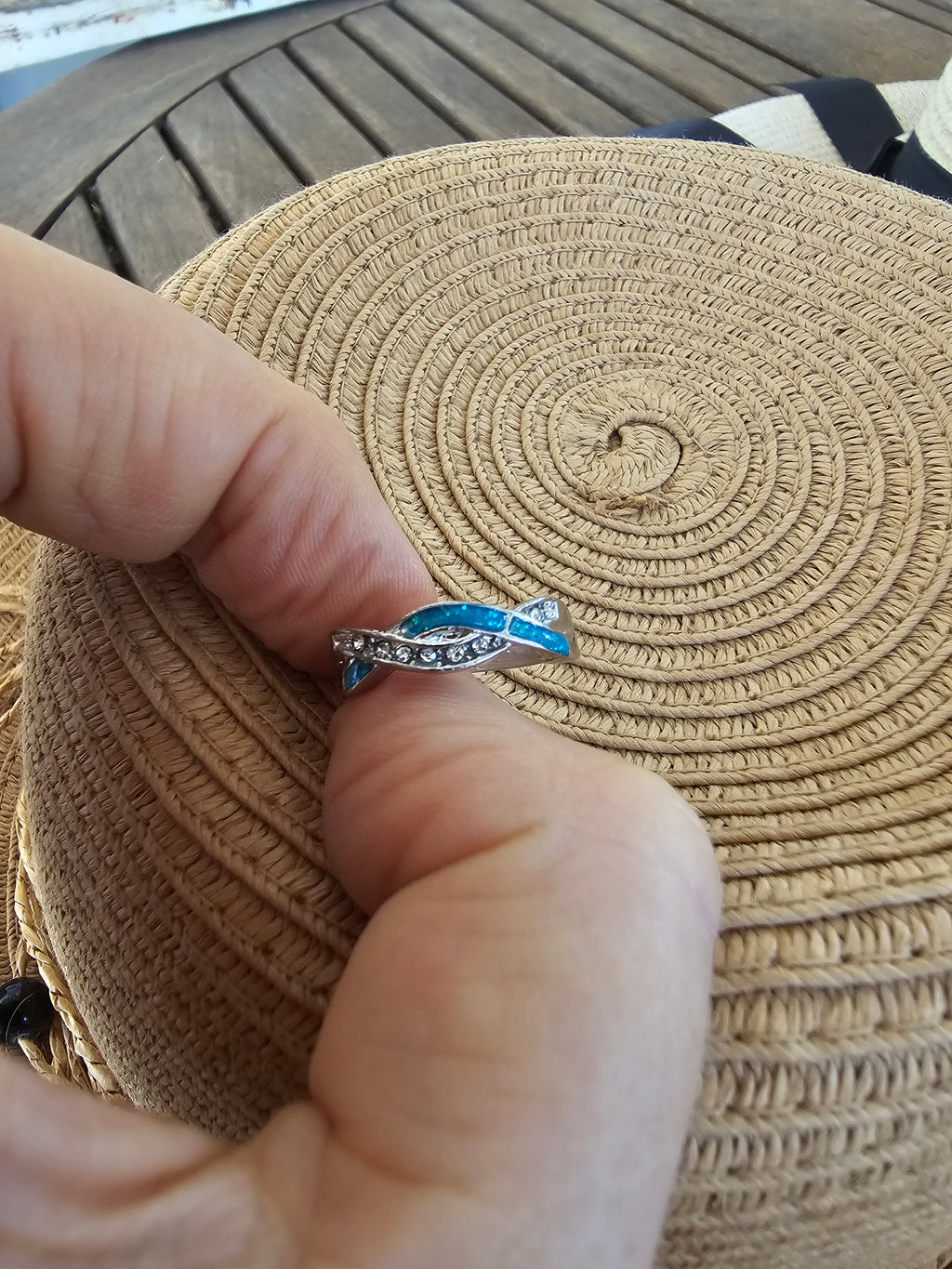 Lindo anillo con dos colores