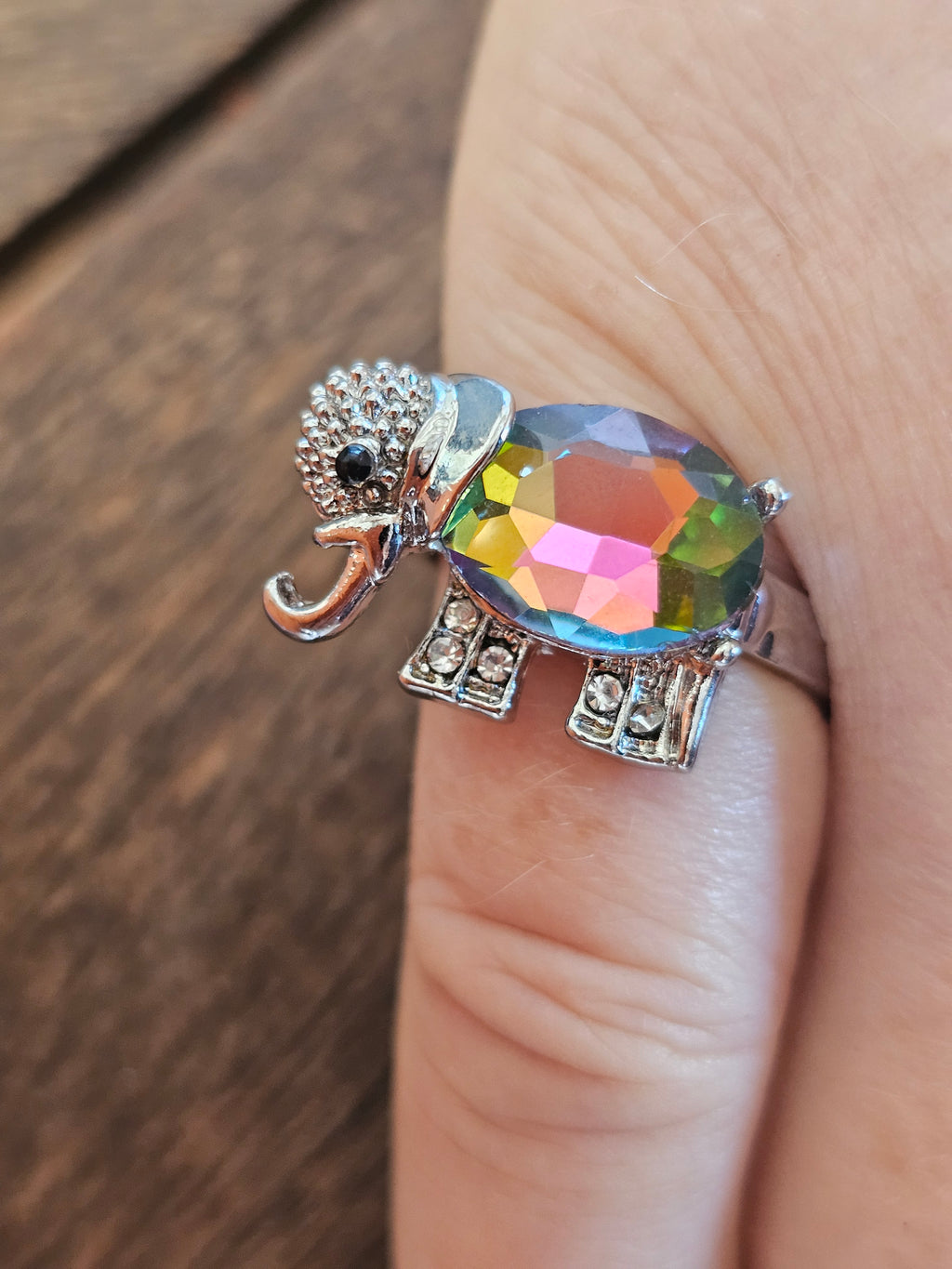 Divertido anillo en forma de elefante