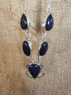 Brillante collar con detalles