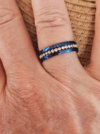 Anillo con cristales, varios colores