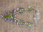Collar delicado y elegante